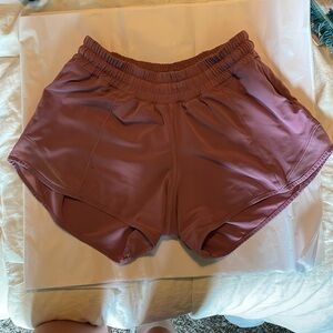 Lululemon Hotty Hot shorts